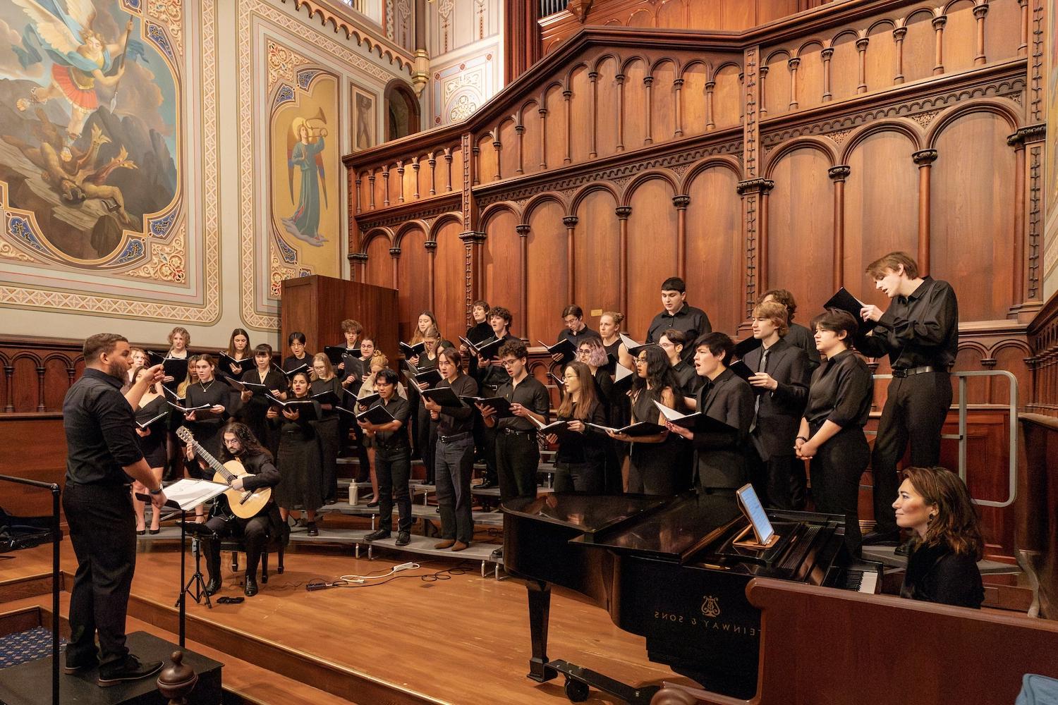 bowdoin-college-chamber-choir-12-2023-3.jpg